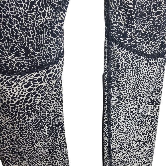 lululemon Wunder Under High-Rise Tight *Blocked Full-On Luxtreme 28" Size 2 - Picture 11 of 16